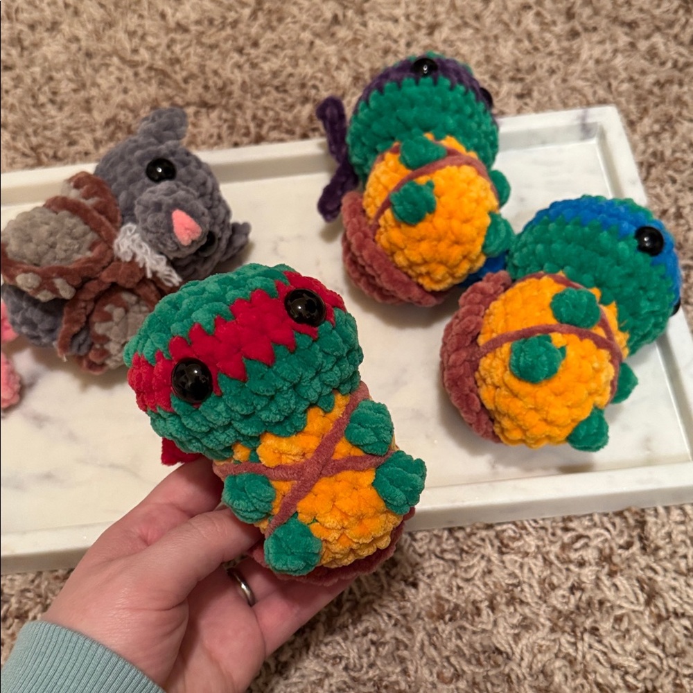 Teenage Mutant Ninja Turtles crocheted plushies and Splinter - Picture 3 of 7
